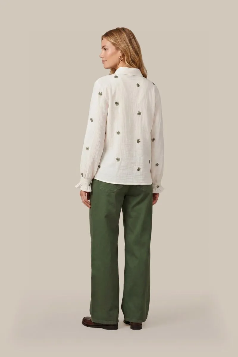 CS The Label Lancy Blouse in offwhite en dark olive, tweekleurig